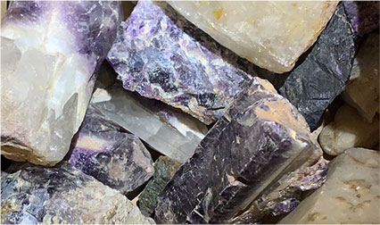 天然水晶矿